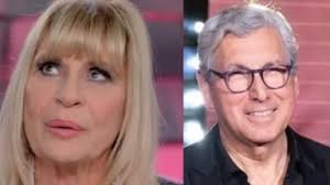 Un francobollo speciale in omaggio a Macario: l'attore sorride sullo sfondo  della Mole e della sua Torino