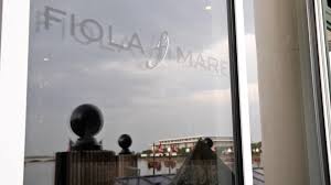 Best award of excellence wine spectator, 2020 Celeb Hotspots Hollywood Stars Meet D C Elite At Georgetown S Fiola Mare