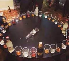 Bilderesultat For Halloween Party For Adults Juegos De Alcohol Juegos Para Fiestas De Adultos Juegos De Beber