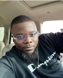 Hi y'all!!! I just wanted to introduce myself and share a photo I took!!!  Born 11/11, make a wish!!! I am definitely the epitome of a Scorpio!!! Who  was born