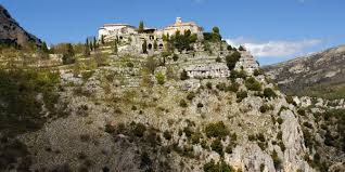 Gianluca brambilla is the winner of tour des alpes maritimes et du var 2021, before michael woods and bauke mollema. Gourdon Eines Der Schonsten Dorfer Frankreichs Villasud