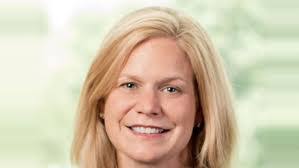 Michelle Porter's Instagram, Twitter & Facebook