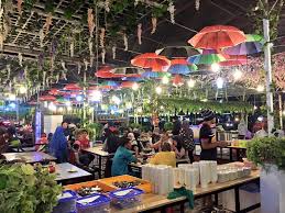 Antara keistimewaan makanan di kafe ini ialah waffle & ais krim strawberry nya. 15 Tempat Makan Di Cameron Highlands Sedap Berkhasiat Dan Pasti Nak Lagi Ammboi