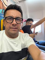 Sandro Gutierrez Ramirez added...