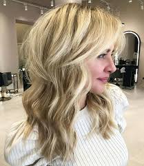 This type of layering is ideal for women with thick or wavy hair, especially if you want to add volume, movement and flow to your look. 50 Haircuts For Thick Wavy Hair To Shape And Alleviate Your Beautiful Mane