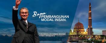 Wanita yang biasa dipanggil ummu salamah ini berasal dari keluarga dengan nasab terhormat. Legasi Tun Abdullah Ahmad Badawi Ø§Ù„Ù…Ù†Ø´ÙˆØ±Ø§Øª ÙÙŠØ³Ø¨ÙˆÙƒ