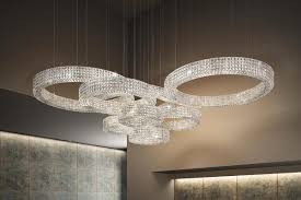 Getting the right lights for your rooms choosing the right led lights for your ceiling is very important. 5 Crystal Chandeliers Best Suited To Illuminate A Hotel Lobby Marchetti Illuminazione