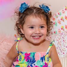 Amalia Victoria "Mi...