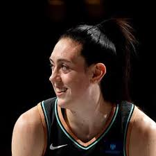 Wait, the numbers for views is the highest ever for the Finals. Now  CCornballs are saying it's bec of CC but y'all said y'all weren't watching  anymore. Y'all are delusional as ya