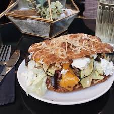 Amateurs De Chou On Vous Recommande Chaudement De Gouter Les Gougeres De La Maisongrimaud Nantes Naoned Nantescity Nantesmavill Food Restaurant Cheese