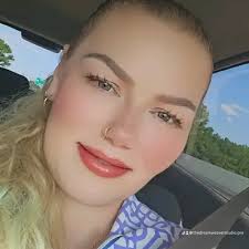 Ujcastellammare (@ujcastellammare) กำลัง LIVE