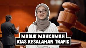 Sekarang ni semua benda dah naik, termasuklah lesen memandu. Masuk Mahkamah Atas Kesalahan Trafik Youtube