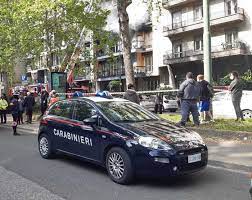 Il rogo è scoppiato al terzo piano per cause ancora in corso di. Incendio In Appartamento A Milano Due Intossicati Lombardia Ansa It