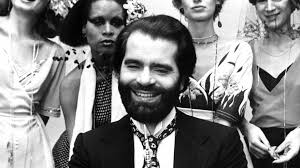 Karl and his older sister, martha, and a half sister, thea, grew. Obituary Karl Lagerfeld Chanel S Iconic Fashion Designer Bbc News