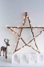 Beleuchtete Weihnachtssterne Furs Fenster Und 40 Weitere Ideen Selber Basteln Wohnideen Und Dekoration Deko Weihnachten Skandinavische Weihnachtsdeko Weihnachtsdekoration