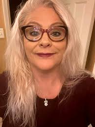 What hair color should you choose after 60 for a youthful look? A  hairdresser shares his advice