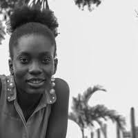 Maame Esi's Instagram, Twitter & Facebook