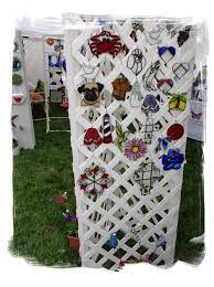 Suncatcher Display By Meaco S Art Garden Via Flickr Display Ideas Stained Glass Crafts Stained Glass Projects Craft Fairs Booth