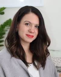 Heather Phipps's Instagram, Twitter & Facebook