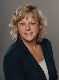 Deborah Enright's Instagram, Twitter & Facebook