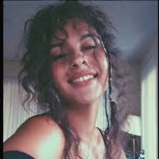 Jessica Coletta's Instagram, Twitter & Facebook