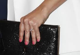 Una mujer prendió fuego a su exnovio y su actual pareja. Chenoa Se Casa