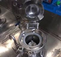 China Manufacturer of Polyester Yarn Dyeing Machine - Low ...