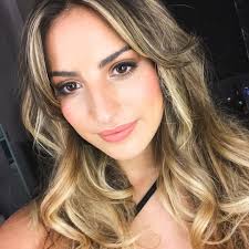 Hayley Dutton Makeup Artist