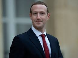 Après l'histoire des milliardaires carlos slim et d'amancio ortega nous allons vous raconter celle de bill gates et du développement de l'informatique. Classement Forbes 2020 Des Milliardaires Bernard Arnault Sur Le Podium Forbes France