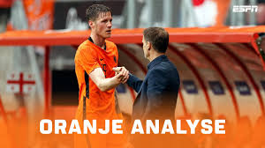 Johan derksen haalde daar een vies grapje mee uit. Home De Oranje Zomer