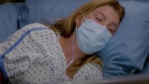 Marsh, who appeared in the charmed reboot as knansie, will portray val ashton on the show. Grey S Anatomy Saison 17 Episode 3 Ce Soir Meredith Renoue Avec Derek Tout En Affrontant La Maladie Melty