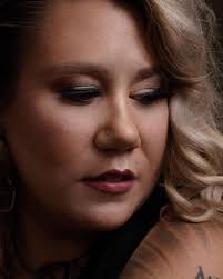 Amber Heidle (@stylesbeforedawn) • Instagram photos and videos