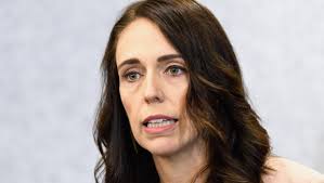 Coronavirus: Deadline for self-isolating travellers pushed to 1am Monday