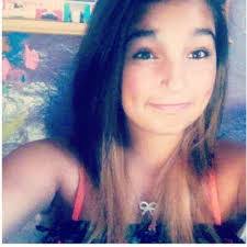 Jane Leone's Instagram, Twitter & Facebook