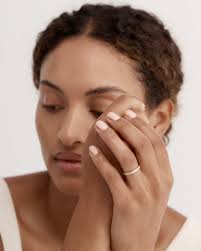 Mejuri White Diamond Gold Line Ring Giftagram quality