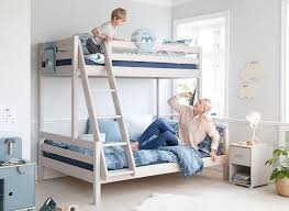 Il divano letto ikea e il mobile perfetto per risolvere il problema della camera da letto quando si abita in un monolocale. Letto A Castello Classic Pedano
