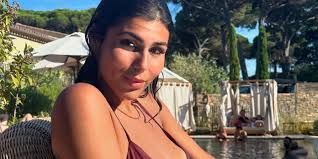 Kim Lewin montre la réalité derrière les clichés partagés sur Instagram