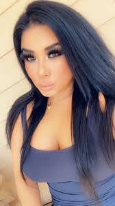 Jill Meade's Instagram, Twitter & Facebook