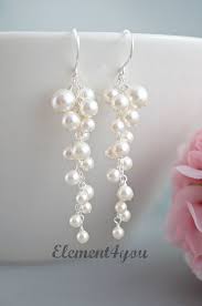 Perle Hochzeitsohrringe Braut Ohrringe Statement Ohrringe Elfenbein Perlen Ohrringe Lange Cluster Ohrringe Hochzeitsschmuck Weisse Perlen Braut Ohrringe Perlenohrringe Und Hochzeitsschmuck