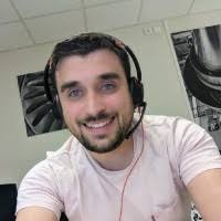 200+ perfiles de «Picard»