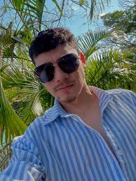 Una Joya 😍✨ Watch Lady Gaga “Abracadabra” Live