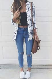 Black And White Striped Shirt Outfit Light Jeans Black Crop Top Or Cami White Trainers Wavy Hair White Striped Shirt Top Outfits Everyday Outfits Cute Outfits