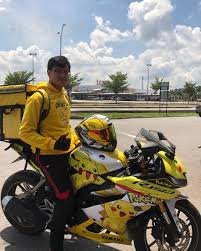 Parit raja malezya, 7174,05 km kuzey batı mesafede mekke'ye. Motor Ganas Akhirnya Jinak Dengan Tema Pokemon Comel Berkeliaran Di Parit Raja Tapi Kasihan Abang Pikachu Pernah Jadi Mangsa Tipu Wanita Viral Mstar