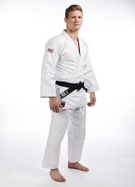 A judogi is somewhat similar to a karategi (空手着 or 空手衣, karate uniform) as it shares a common origin. Judo Gi For Beginners Ippon Gear Basic Ippon Shop Com