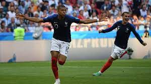 Compte officiel des équipes de france de football #fiersdetrebleus #fiersdetrebleues 🇫🇷 notre compte dédié à tous les footballs @fff ⚽️ www.fff.fr. Equipe De France Kylian Mbappe A Frappe Tres Fort