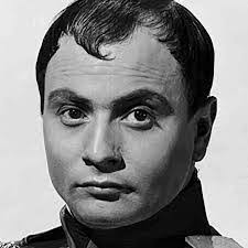 Fran Webber's Instagram, Twitter & Facebook