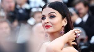 See more ideas about aishwarya rai, aishwarya rai makeup, aishwarya rai bachchan. Is An Intern Handling Aishwarya Rai Bachchan S Instagram