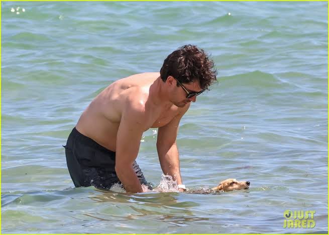 Charles Leclerc Hits the Beach in Miami with Wife Alexandra Saint Mleux Ahead of F1 Weekend - Just Jared - Celebrity News and Gossip | Entertainment