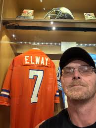 May I Introduce myself my name is Daryl I'm from Nashville Tennessee I been  an denver broncos fan since 1988 and I try my best to cheer and show  Support for the