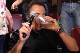 Even bruce springsteen is getting in on the ad bowl at the super bowl this year. Jeep To Revive Its Bruce Springsteen Super Bowl Ad After Dwi Charge Were Thrown Out Against The Boss Daily Mail Online